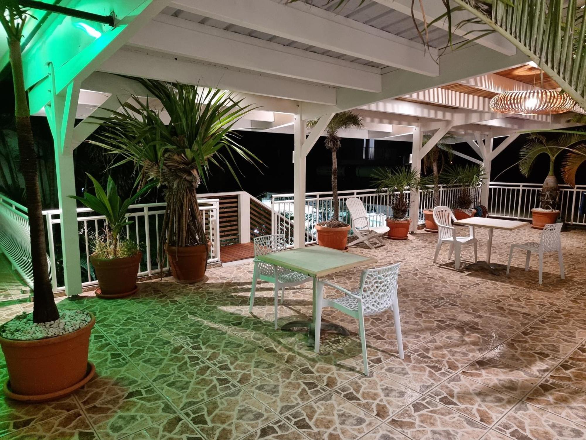 Hotel Chez Papa Daya Saint Pierre Εξωτερικό φωτογραφία
