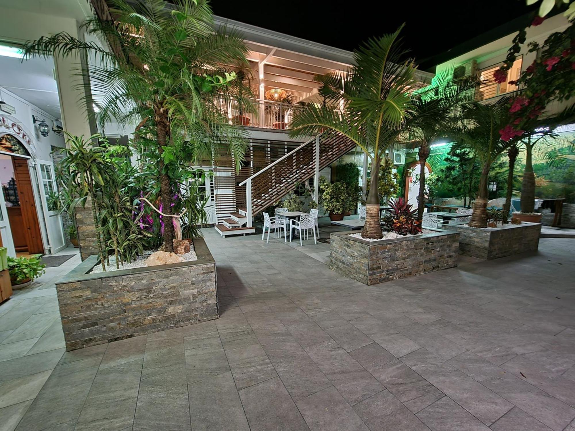 Hotel Chez Papa Daya Saint Pierre Εξωτερικό φωτογραφία
