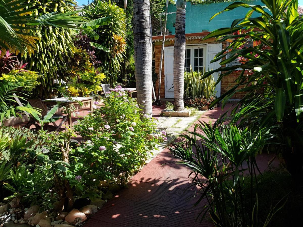 Hotel Chez Papa Daya Saint Pierre Εξωτερικό φωτογραφία