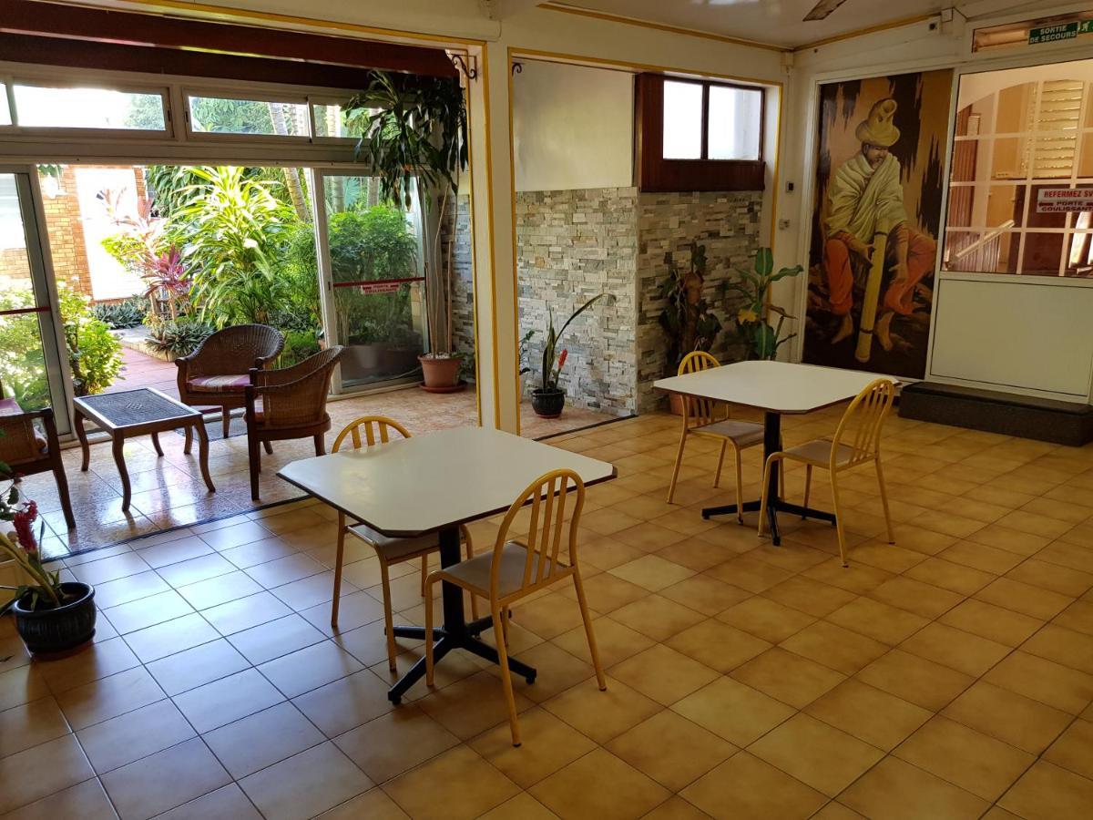 Hotel Chez Papa Daya Saint Pierre Εξωτερικό φωτογραφία